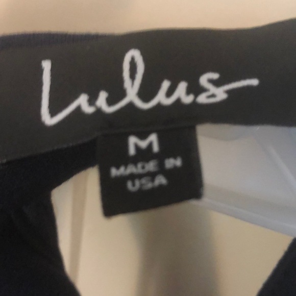 Beautiful Navy barely worn Lulus cocktail dress - Picture 3 of 3